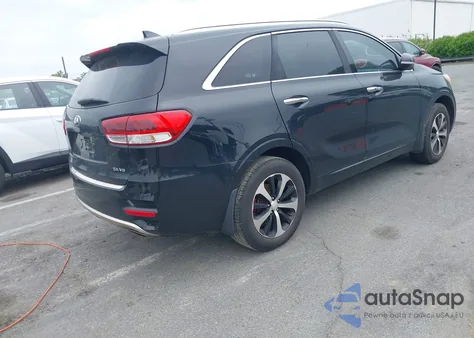 2016 Kia Sorento 3.3L Sx z USA, uszkodzony, nr VIN 5XYPK4A55GG155528